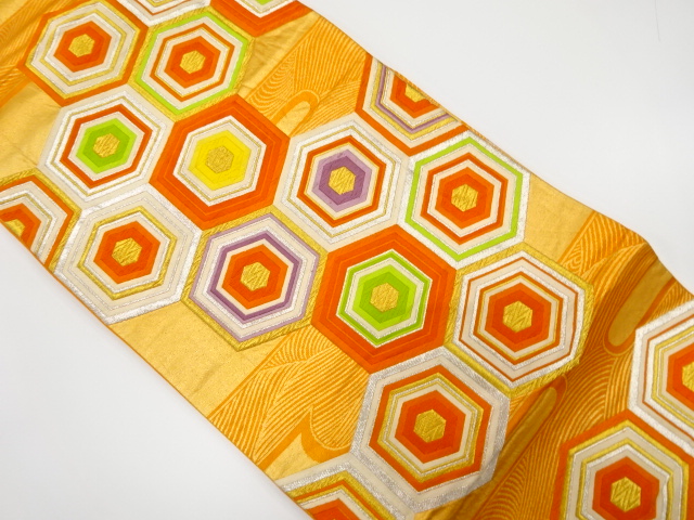 アンティーク　重ね亀甲に流水模様織り出し袋帯（着用可）